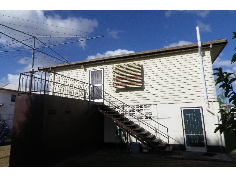 9 Philp Street, Ingham QLD 4850