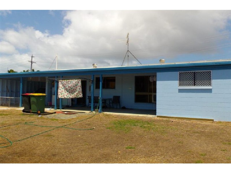 9 Carr Crescent, Lucinda QLD 4850