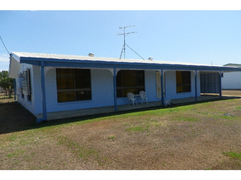 9 Carr Crescent, Lucinda QLD 4850