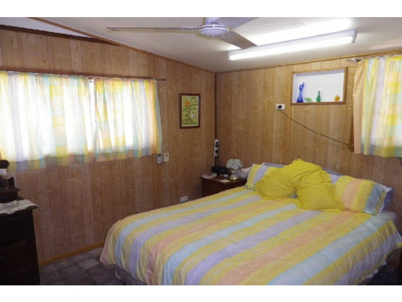 133 John Dory Street, Taylors Beach QLD 4850