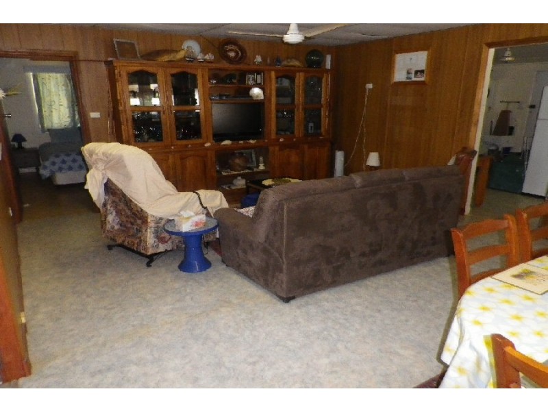 133 John Dory Street, Taylors Beach QLD 4850