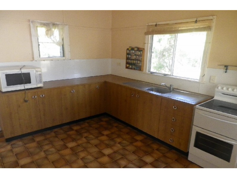 37 Cooper Street, Ingham QLD 4850