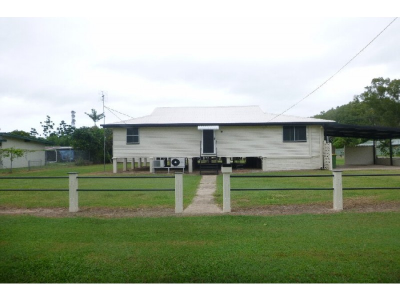 18 Mona Road, Halifax QLD 4850