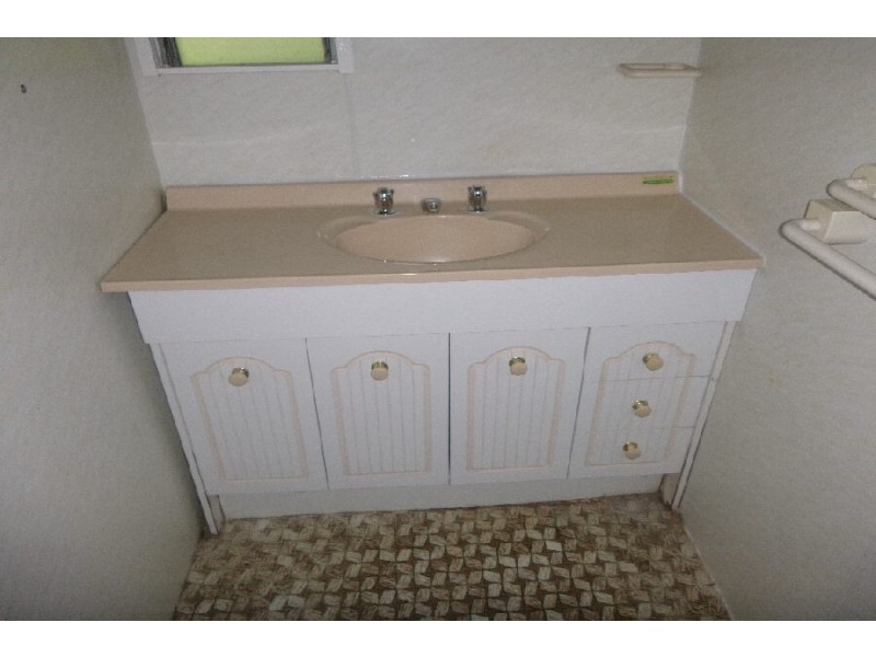 18 Mona Road, Halifax QLD 4850