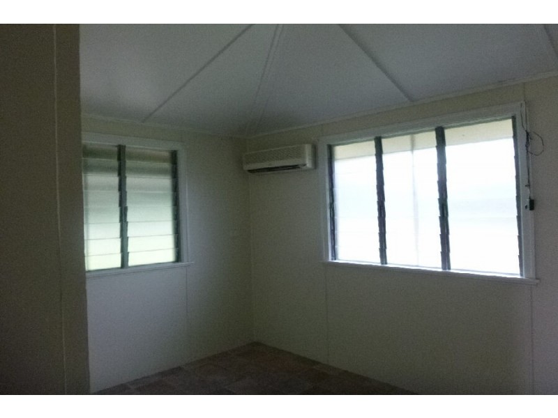 18 Mona Road, Halifax QLD 4850