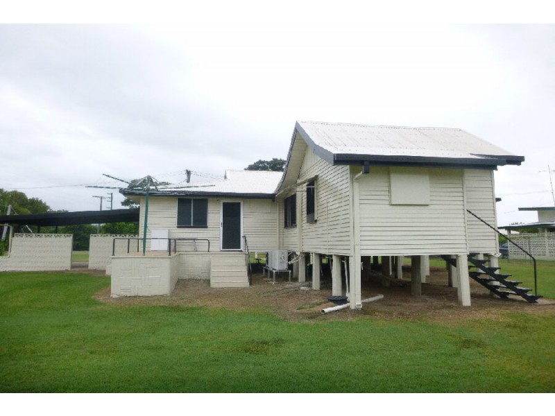 18 Mona Road, Halifax QLD 4850