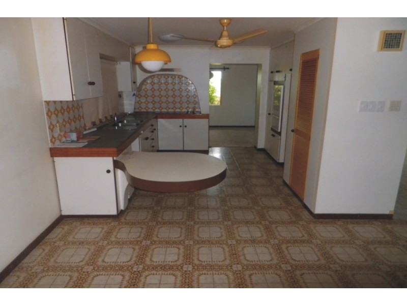 136 Hawkins Creek Road, Hawkins Creek QLD 4850