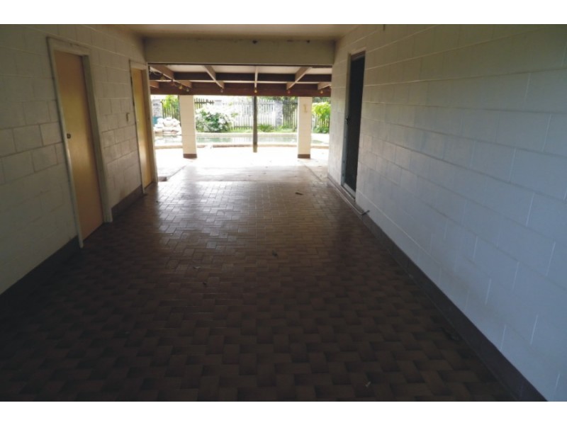 136 Hawkins Creek Road, Hawkins Creek QLD 4850