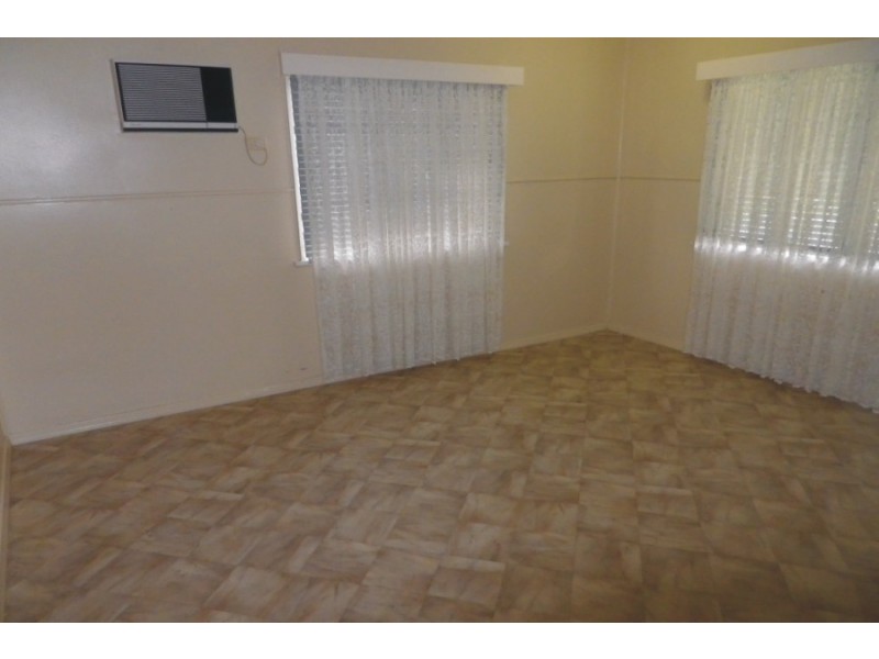 37 Warren Street, Ingham QLD 4850
