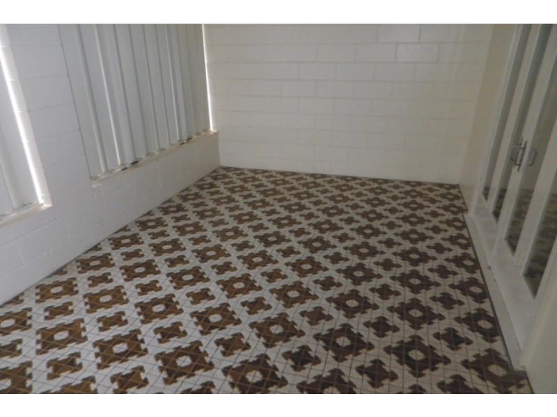 37 Warren Street, Ingham QLD 4850