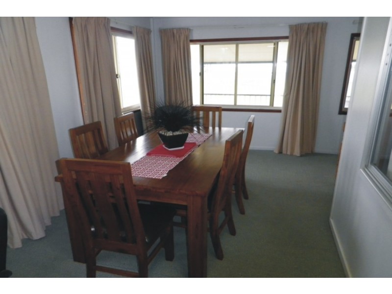 20 Fern Street, Forrest Beach QLD 4850
