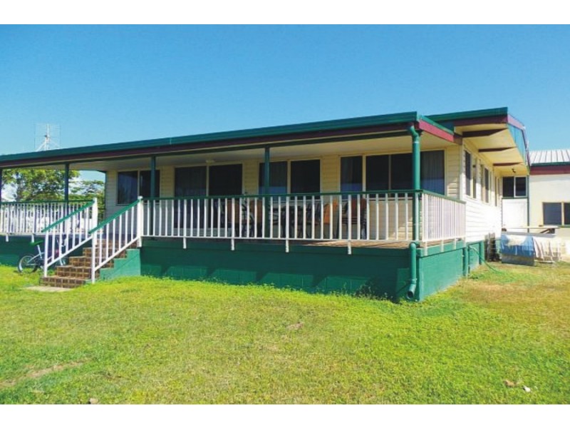 20 Fern Street, Forrest Beach QLD 4850