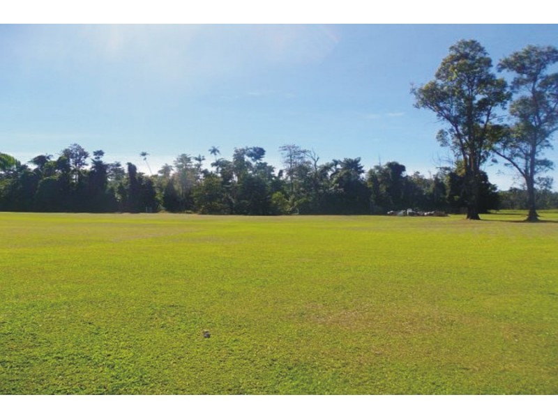 57162 Bruce Highway, Bilyana QLD 4854