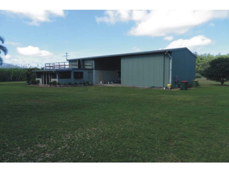 20 Old Bridge Road, Long Pocket QLD 4850