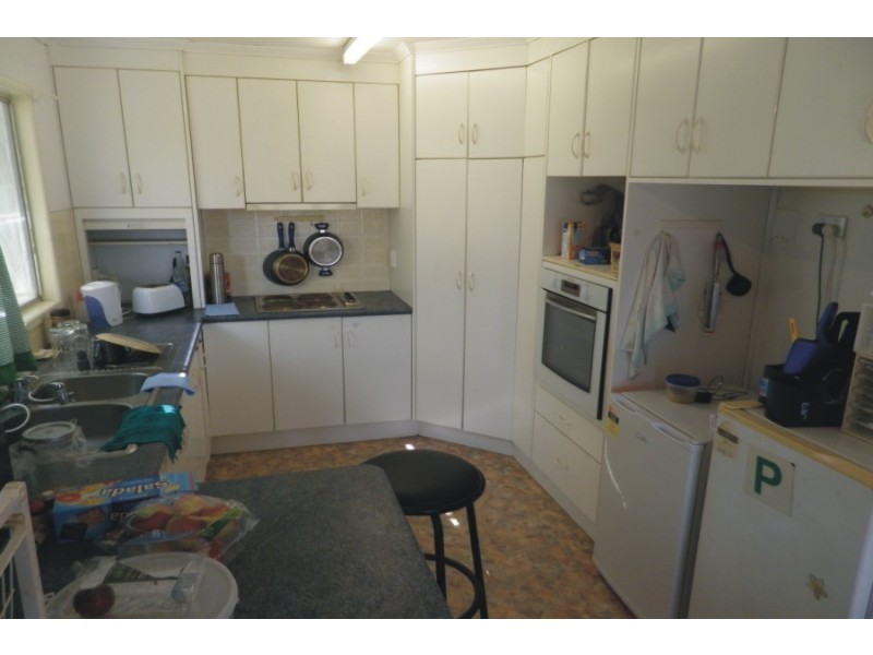 856 Hawkins Creek Road, Hawkins Creek QLD 4850