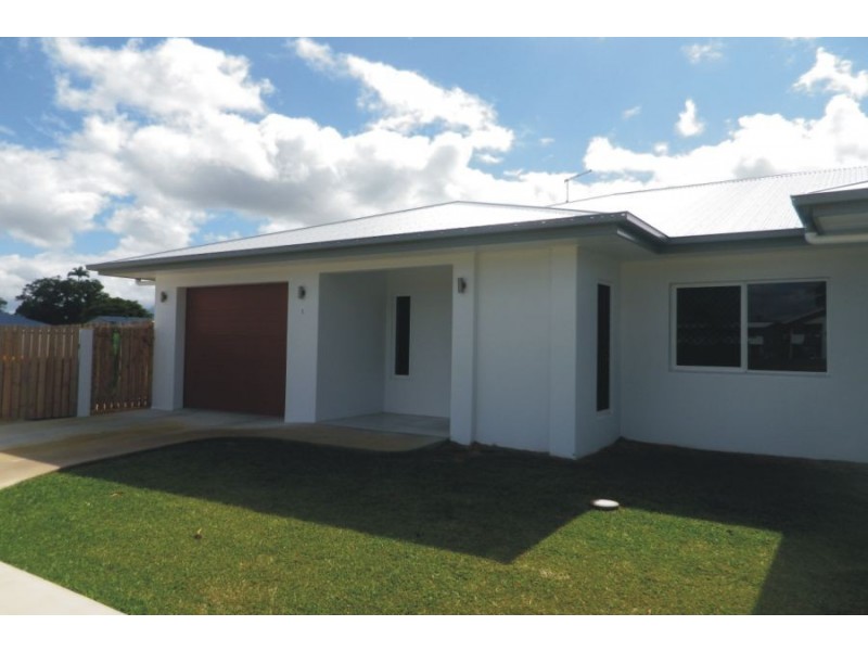 1/2 Renouf Street, Ingham QLD 4850