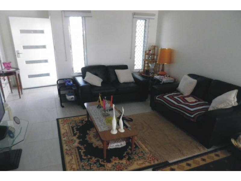 1/2 Renouf Street, Ingham QLD 4850