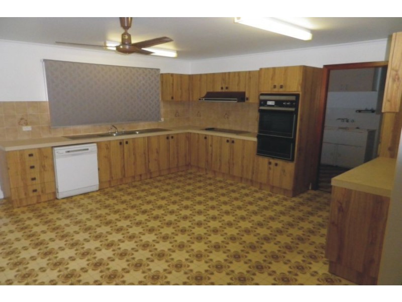 10 Bird Street, Ingham QLD 4850