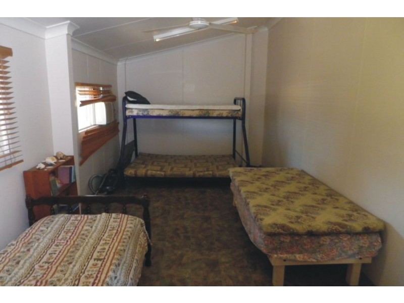 5 Bream Street, Taylors Beach QLD 4850