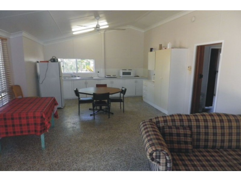 5 Bream Street, Taylors Beach QLD 4850