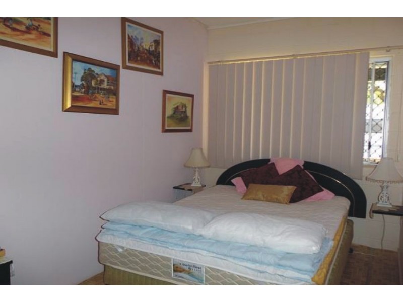 10 Herring Street, Taylors Beach QLD 4850