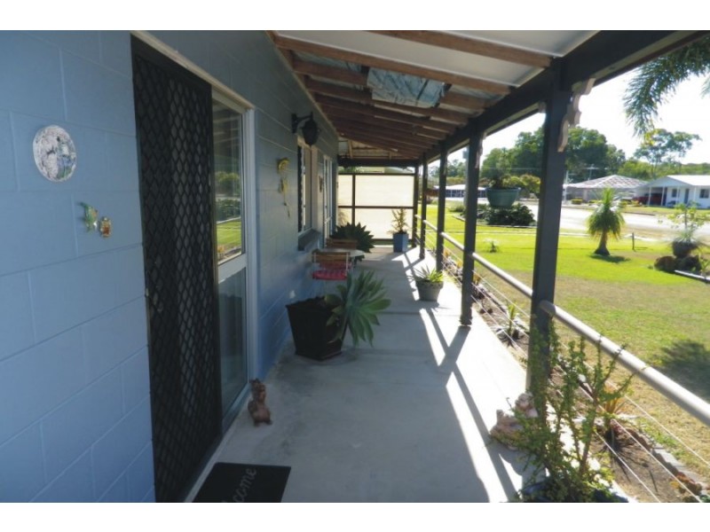 10 Herring Street, Taylors Beach QLD 4850