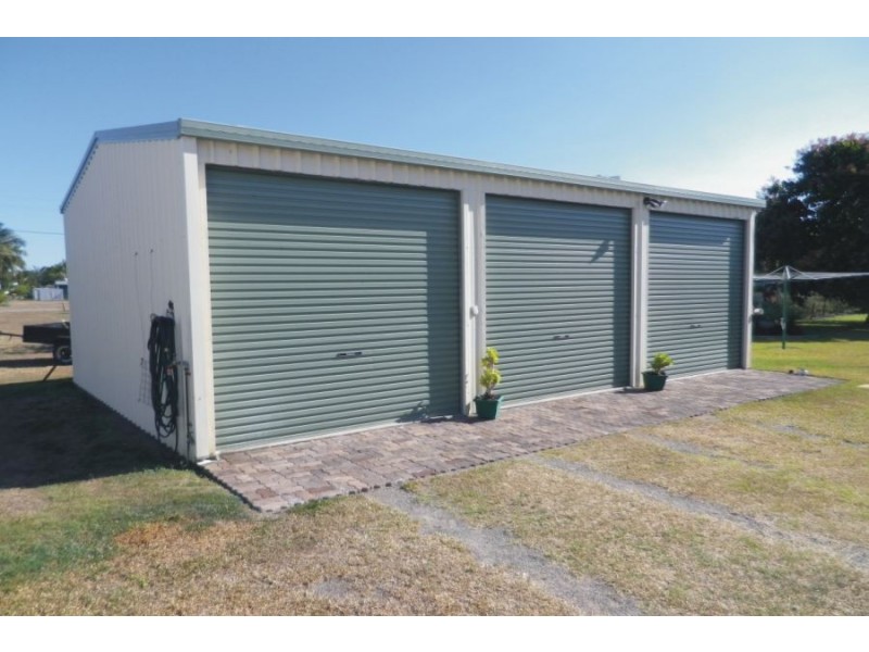10 Herring Street, Taylors Beach QLD 4850