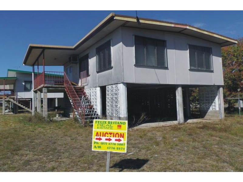 1 Dolphin Crescent, Taylors Beach QLD 4850