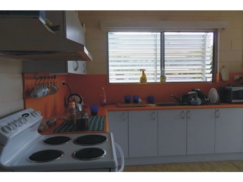 18 Barramundi Street, Taylors Beach QLD 4850