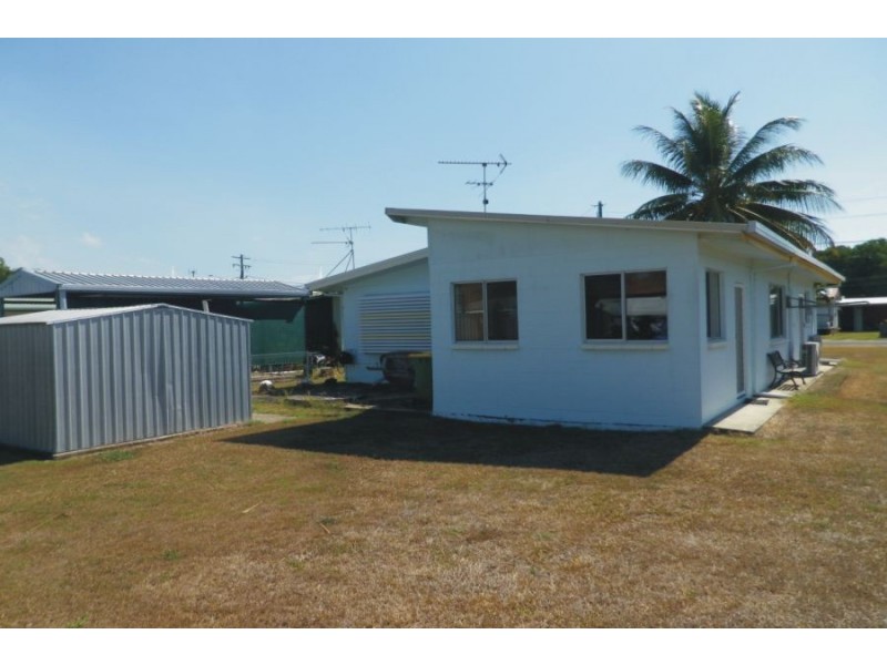 18 Barramundi Street, Taylors Beach QLD 4850