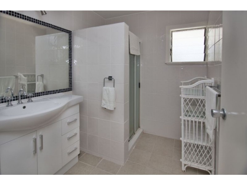 8 Palm Street, Forrest Beach QLD 4850