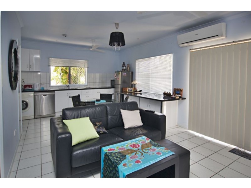 8 Palm Street, Forrest Beach QLD 4850