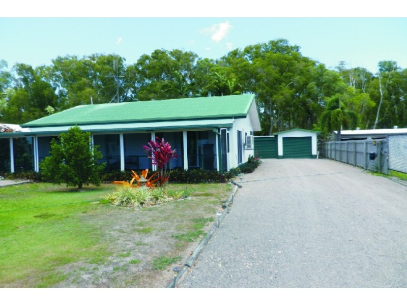 137 John Dory Street, Taylors Beach QLD 4850