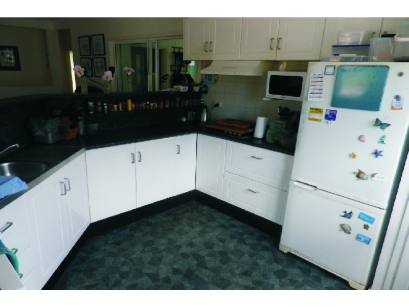 137 John Dory Street, Taylors Beach QLD 4850