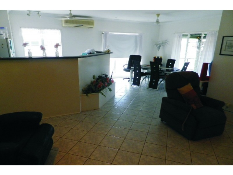 137 John Dory Street, Taylors Beach QLD 4850