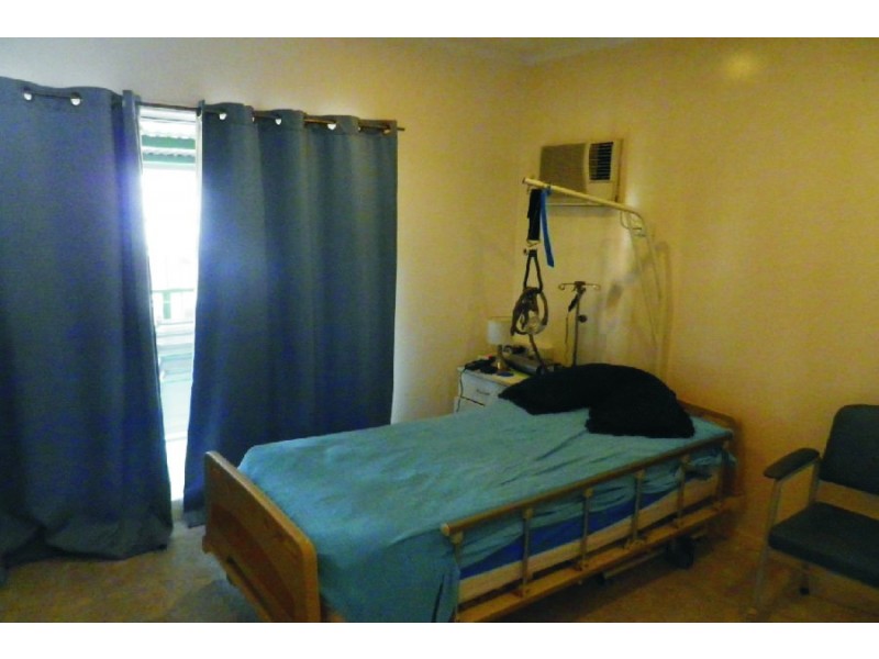 137 John Dory Street, Taylors Beach QLD 4850