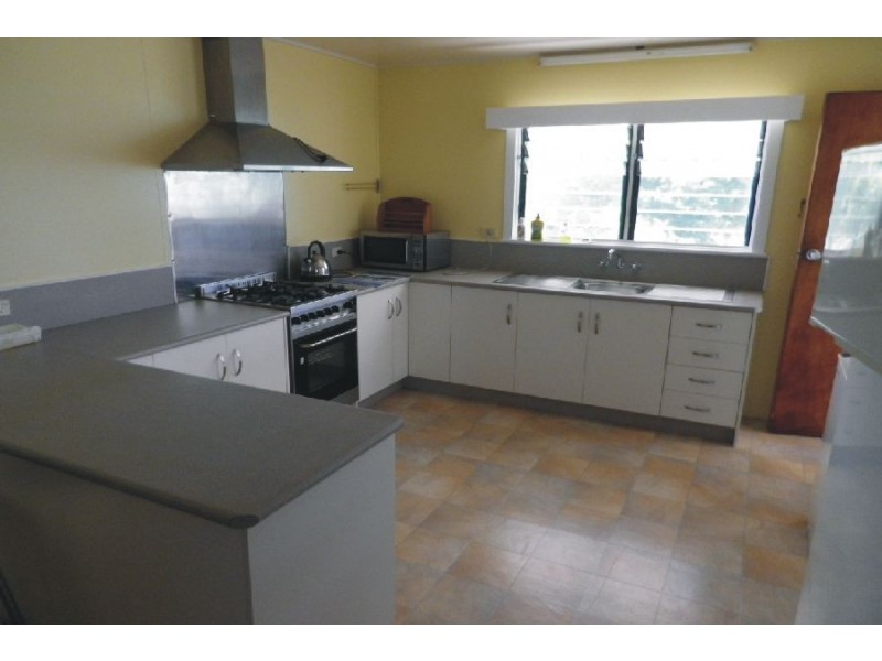 74 John Dory Street, Taylors Beach QLD 4850