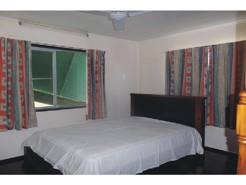 74 John Dory Street, Taylors Beach QLD 4850