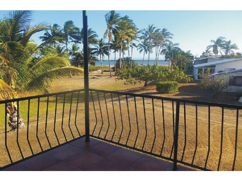 74 John Dory Street, Taylors Beach QLD 4850