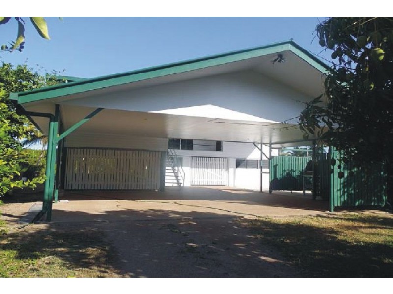 74 John Dory Street, Taylors Beach QLD 4850