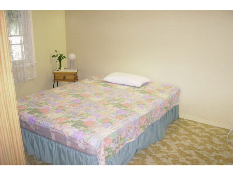77-79 Scott Street, Halifax QLD 4850