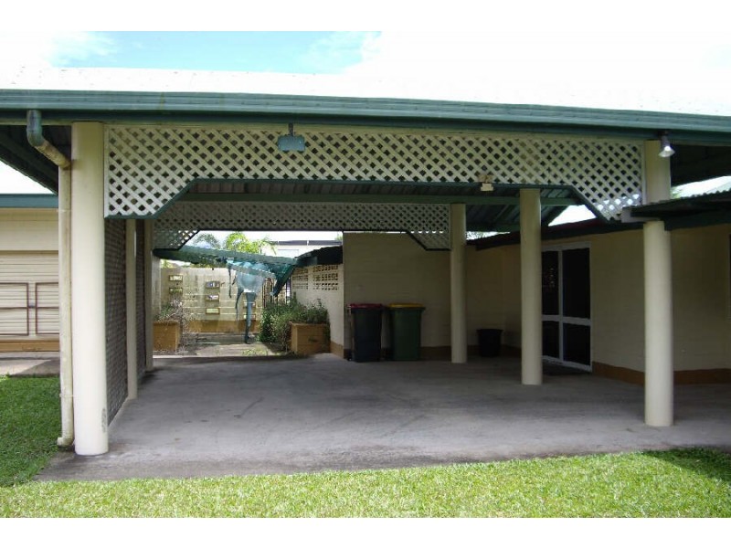 77-79 Scott Street, Halifax QLD 4850