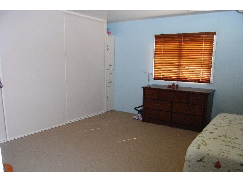 125 John Dory Street, Taylors Beach QLD 4850