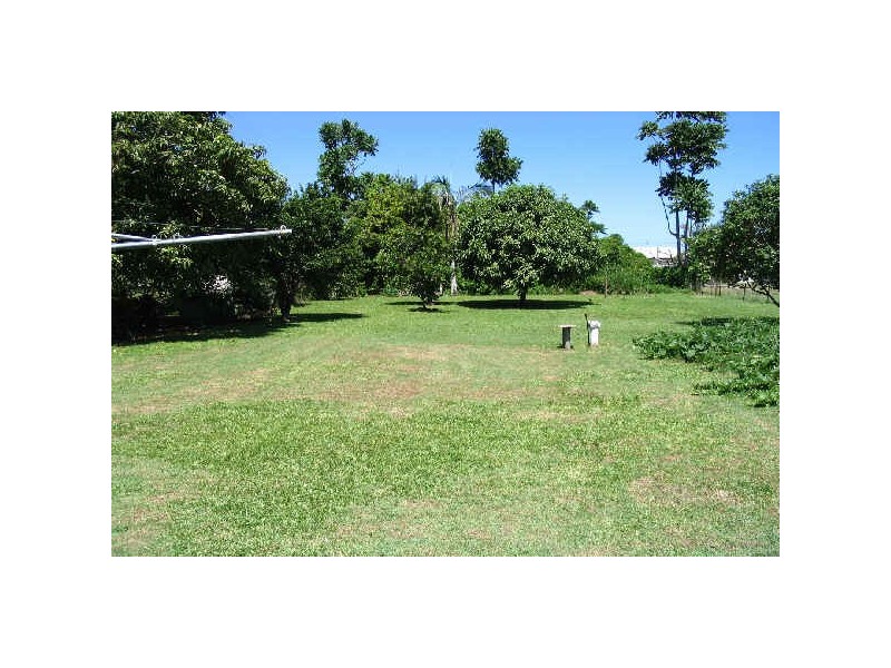 6 Mona Road, Halifax QLD 4850