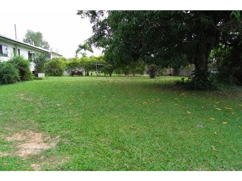 8 Fanning Street, Ingham QLD 4850