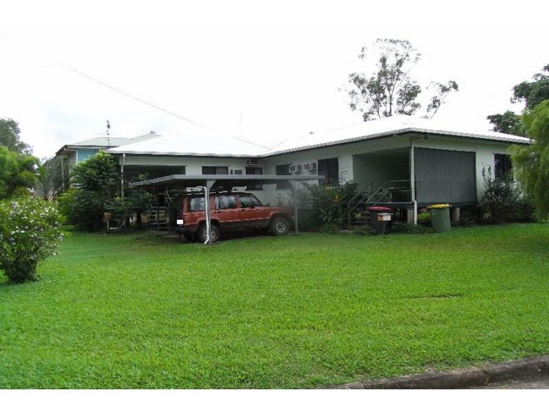 8 Fanning Street, Ingham QLD 4850