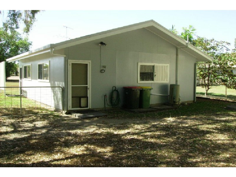 127 John Dory Street, Taylors Beach QLD 4850