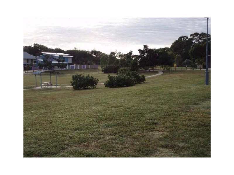15 Seaspray Close, Shoal Point QLD 4750