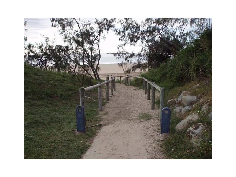 15 Seaspray Close, Shoal Point QLD 4750