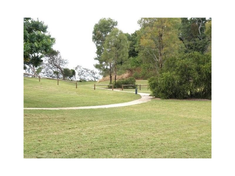 15 Seaspray Close, Shoal Point QLD 4750